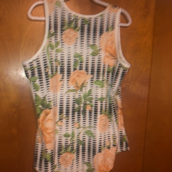 NWT lularoe floral tank top plus size 3xl - Picture 2 of 3